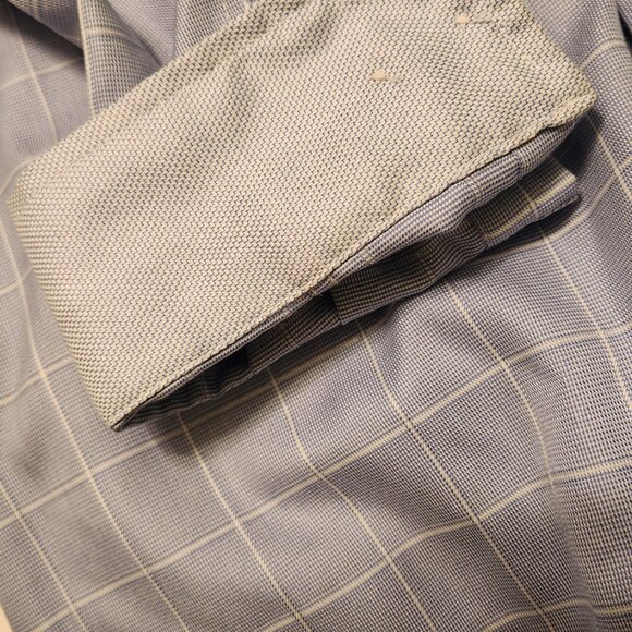 Egara button up. - Picture 4 of 5